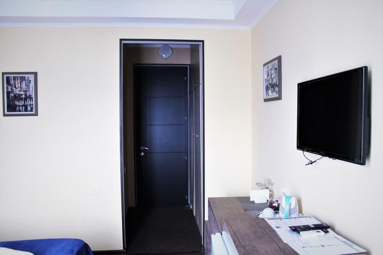 Panorama Eco-Hotel Tbilisi Eksteriør billede