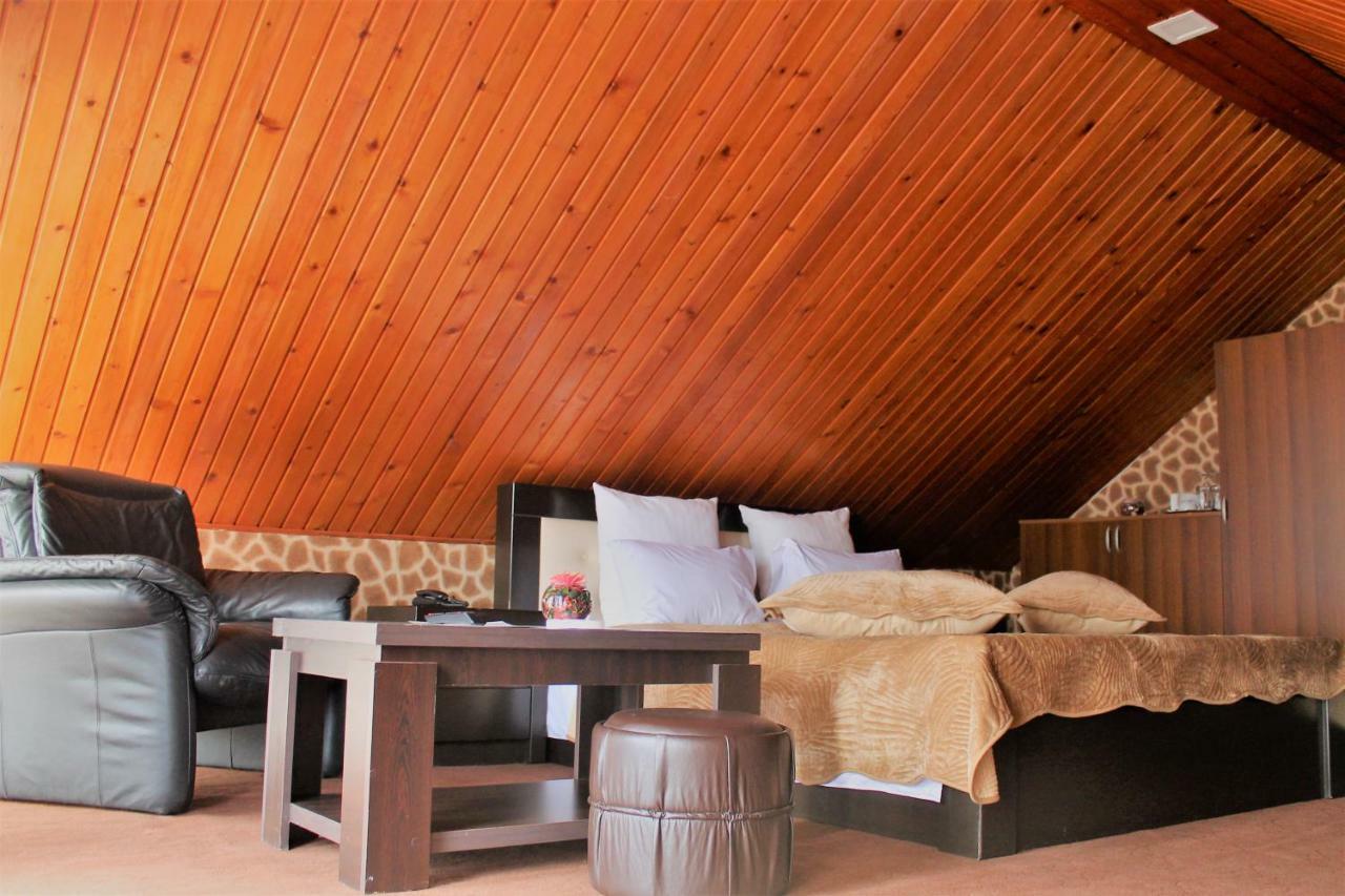 Panorama Eco-Hotel Tbilisi Eksteriør billede